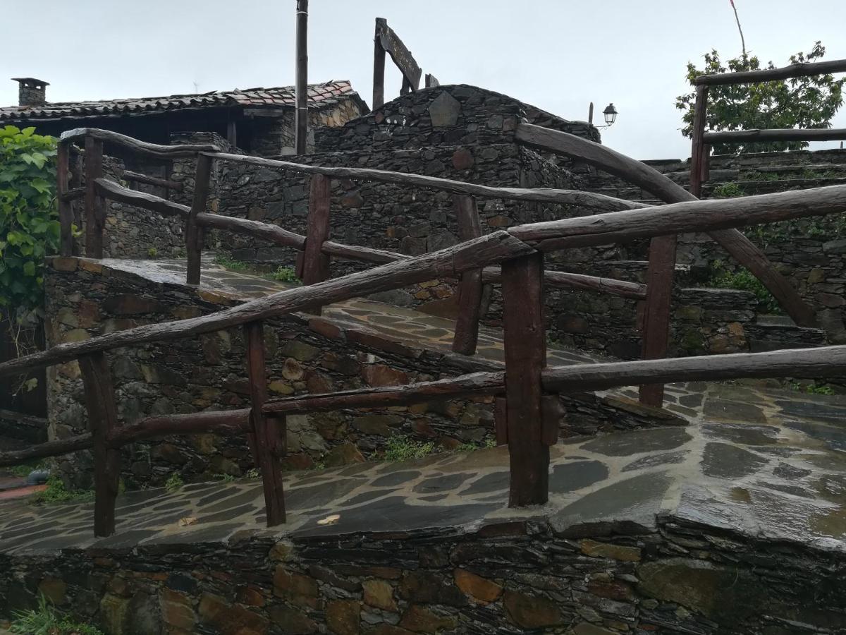 Casinha Do Talasnal Lousa  Exterior photo