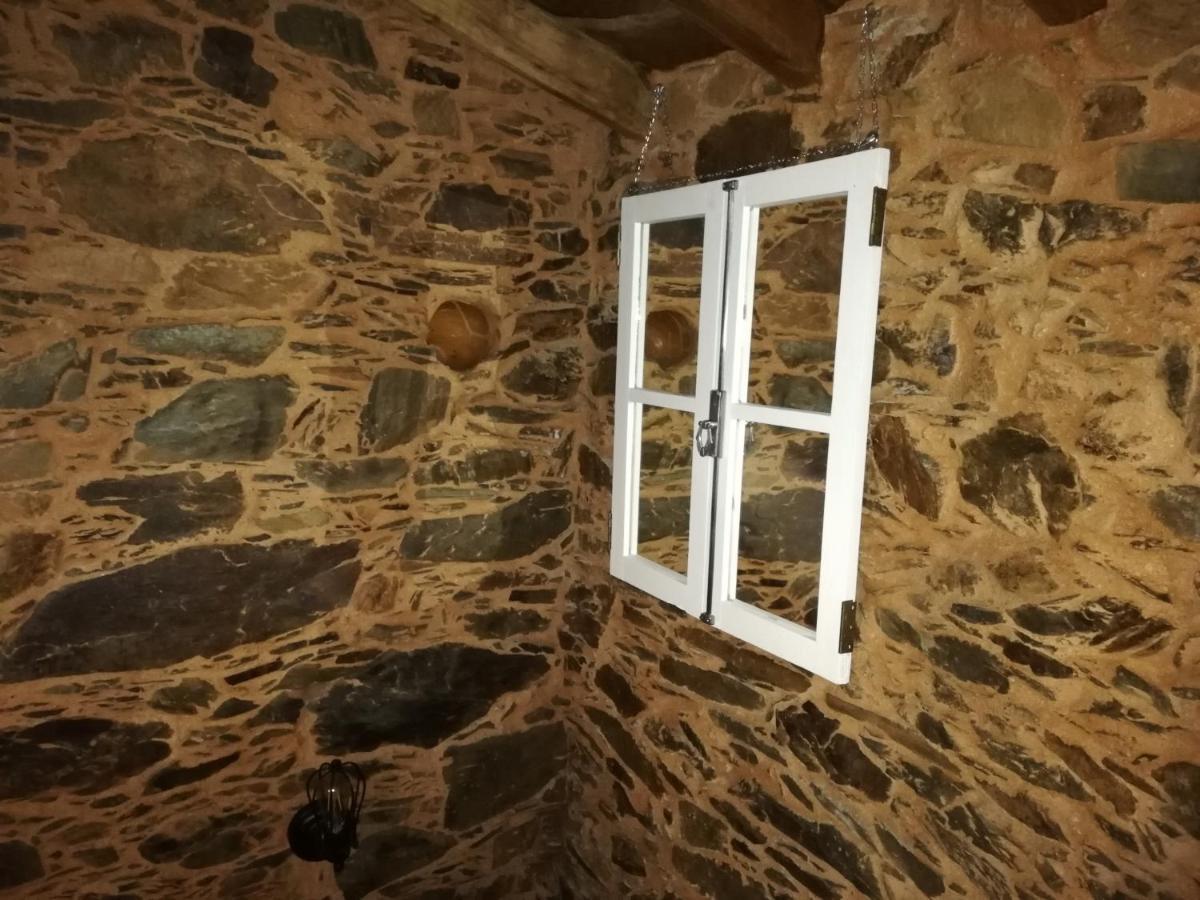 Casinha Do Talasnal Lousa  Exterior photo